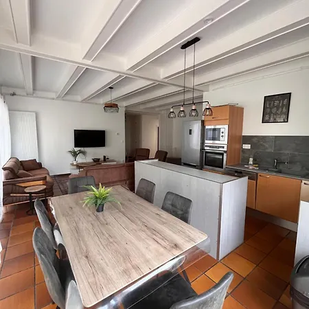 Apartment Grand 120 M2, 3 Chambres, 6 Pers, 15 Min De Strasbourg