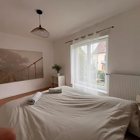 Grand 120 M2, 3 Chambres, 6 Pers, 15 Min De Strasbourg * Schiltigheim